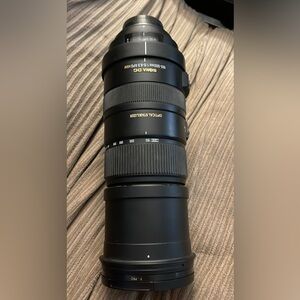 Sigma Black Telephoto Zoom Lens